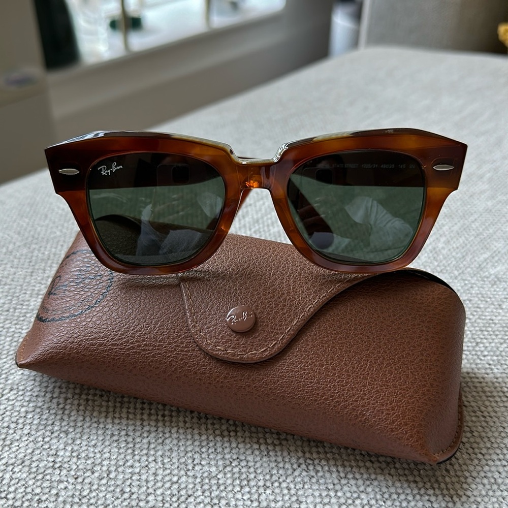 Ray Ban State Street in Havana Brown